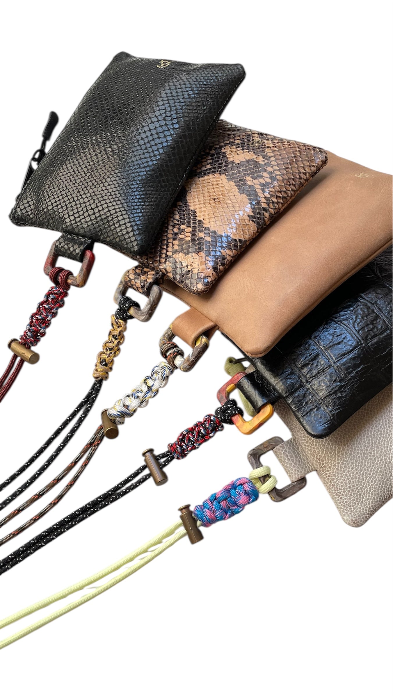 Sahara hanging pouch