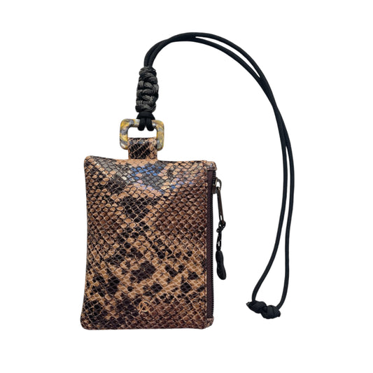 Sahara hanging pouch