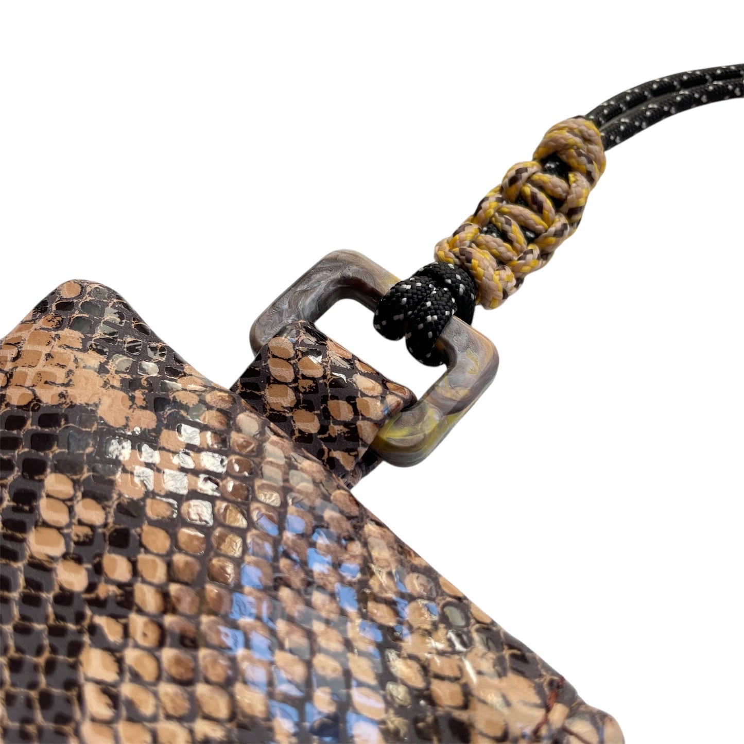 Sahara hanging pouch